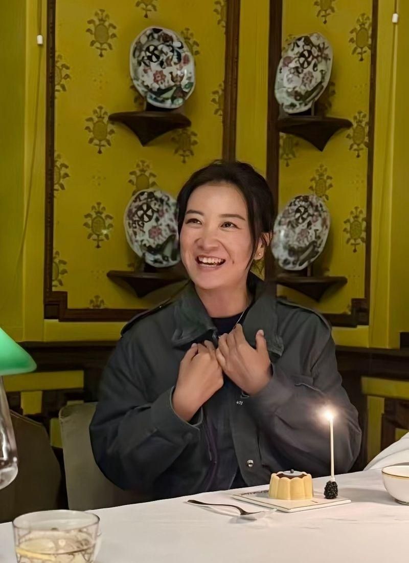 贾玲被传复胖 生日照曝光…忍不住多看两眼