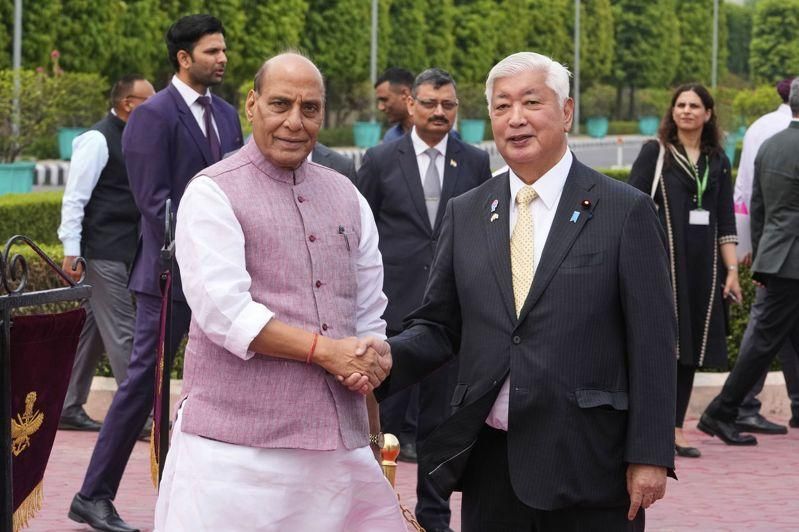 日印防长会谈 深化国防合作将设磋商平台